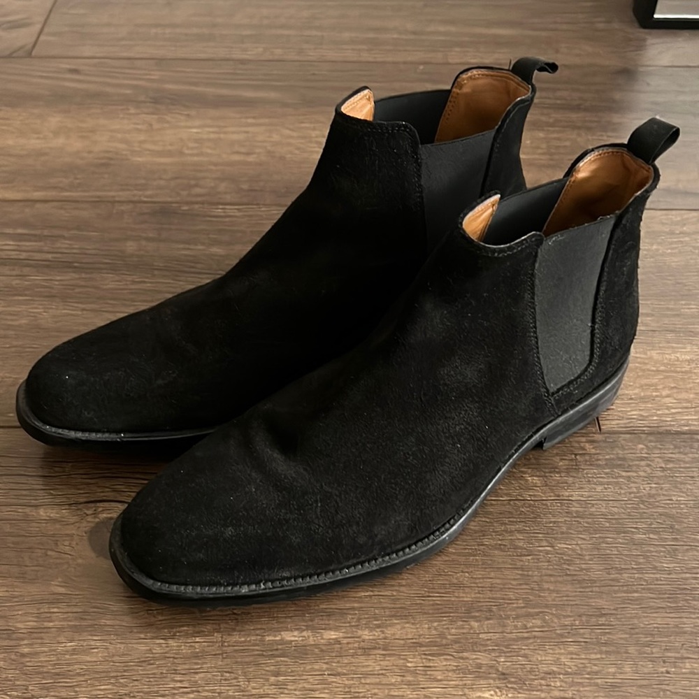 Men's ALDO size 10 Black Suede Chelsea Boots